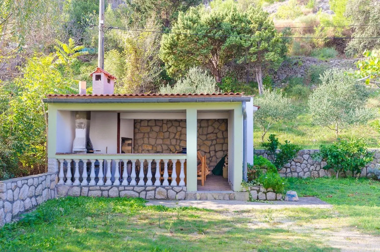 Apartments Iva Lopar