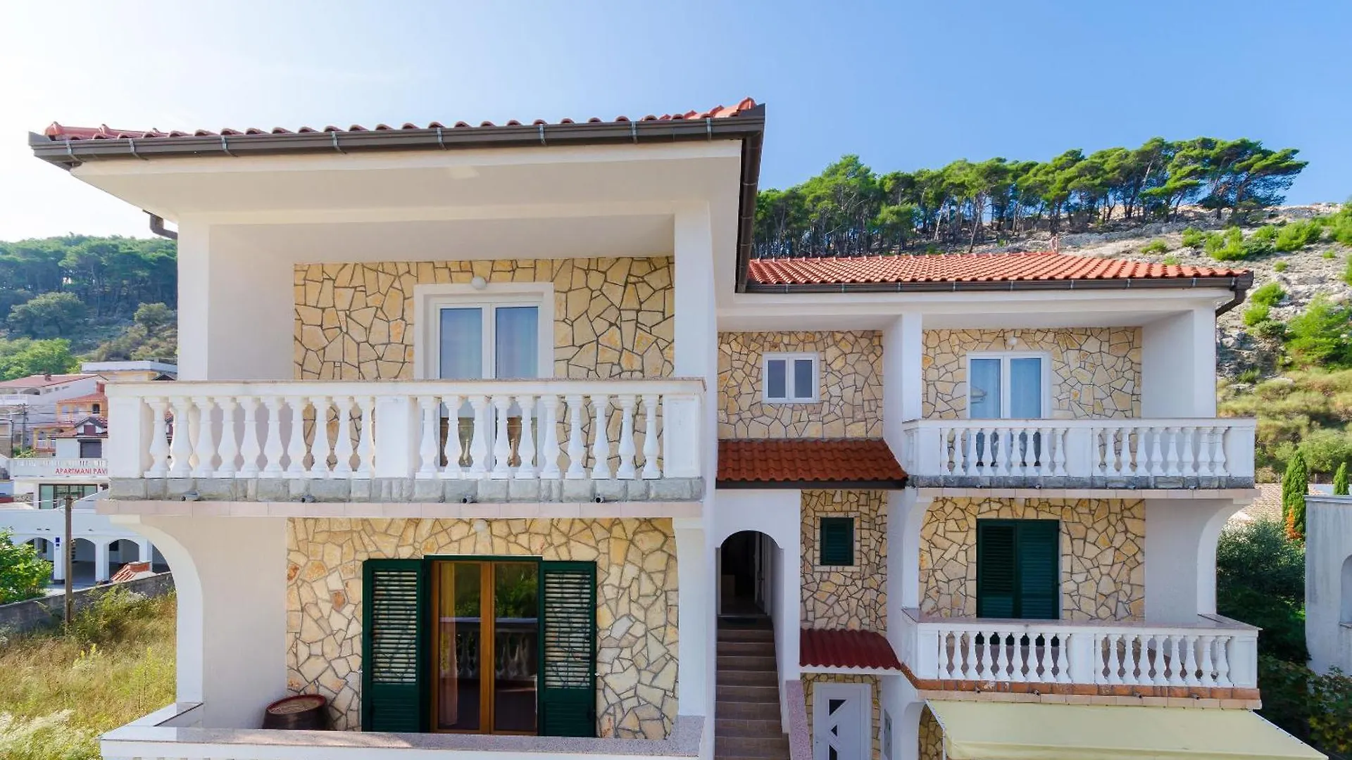 Apartments Iva Lopar