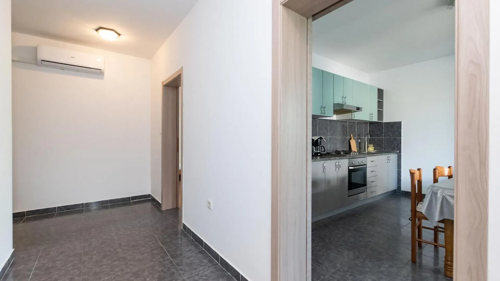 Apartments Iva Lopar 0*,  Croatia