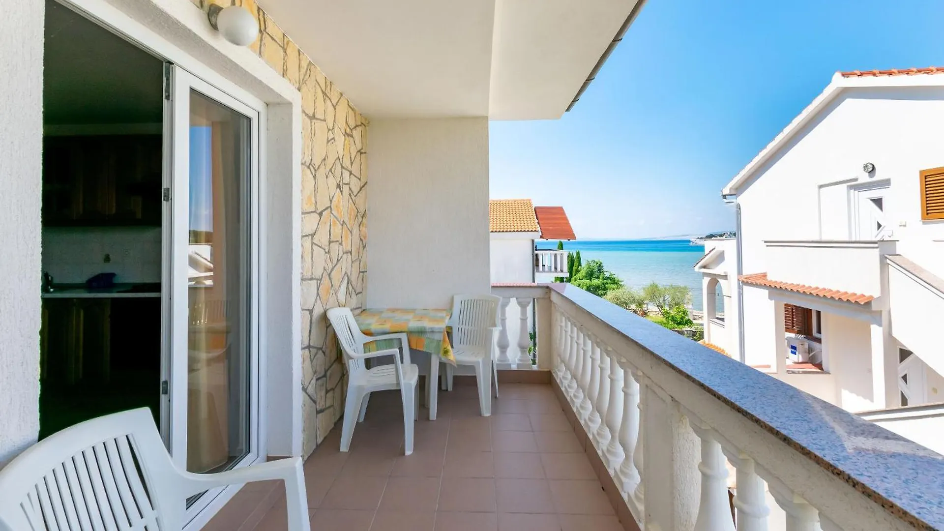 Apartments Iva Lopar